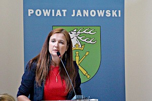 W Janowie Lubelskim zakres dotyczący Europejskiego Funduszu Rozwoju Regionalnego przedstawiła Magdalena Rynkun z Departamentu Wdrażania EFRR Urzędu Marszałkowskiego Województwa Lubelskiego w Lublinie.