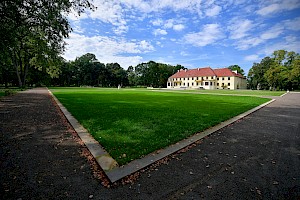 Tereny zielone przy Zespole Pałacowo-Parkowym w Międzyrzecu Podlaskim