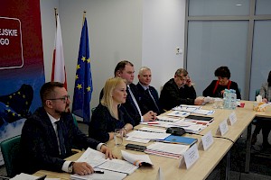 Podczas spotkania omówione zostały uwagi przedstawicieli DG REGIO do projektu programu Fundusze Europejskie dla Lubelskiego 2021-2027 w zakresie mobilności miejskiej i transportu (CP2 i CP3) oraz poszczególne uwagi do projektu Programu Strategicznego Rozwoju Transportu Województwa Lubelskiego do roku 2030 (z perspektywą do 2040 roku)