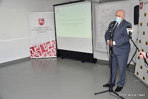Rozbudowa drogi wojewódzkiej nr 833 Chodel–Kraśnik - głos zabiera marszałek Jarosław Stawiarski.