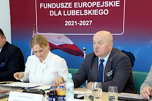 Spotkanie otworzył Marszałek Województwa Lubelskiego Jarosław Stawiarski, a prowadziła je Dyrektor Departamentu Zarządzania RPO (DZ RPO) Anna Brzyska.